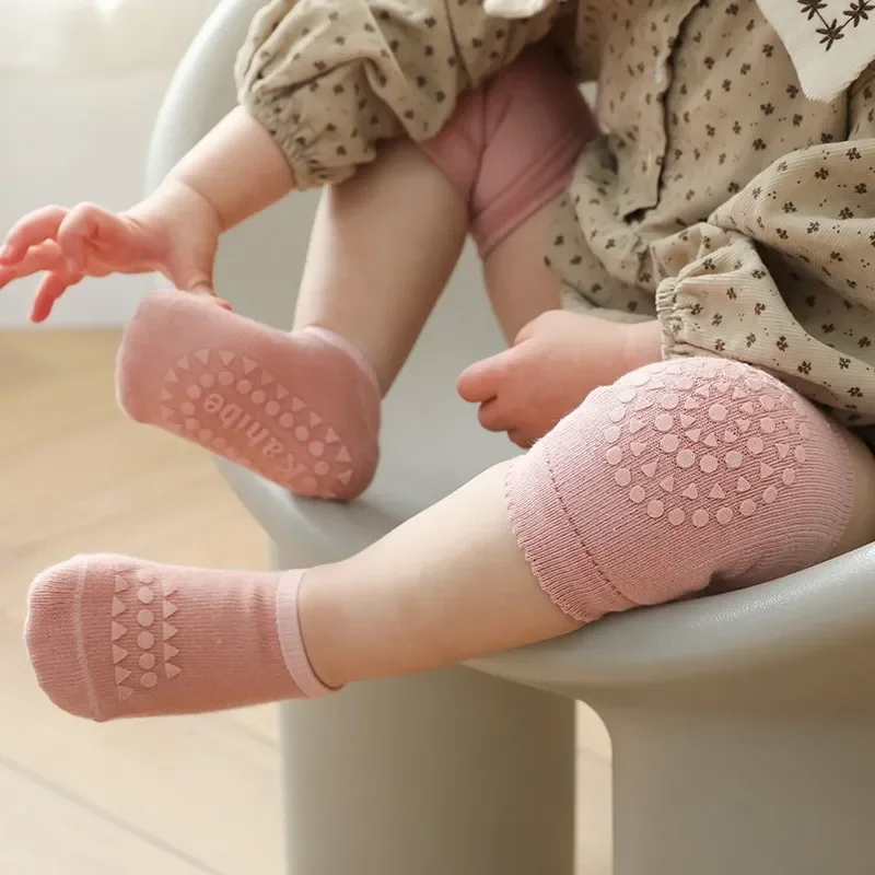 Set Kaus Kaki Bantalan Lutut B - Baby Knee Pad Crawling ulasan dan harga